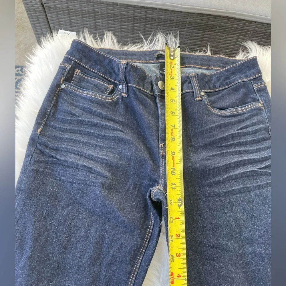 White House Black Market - Slim Jeans - Size 4 R